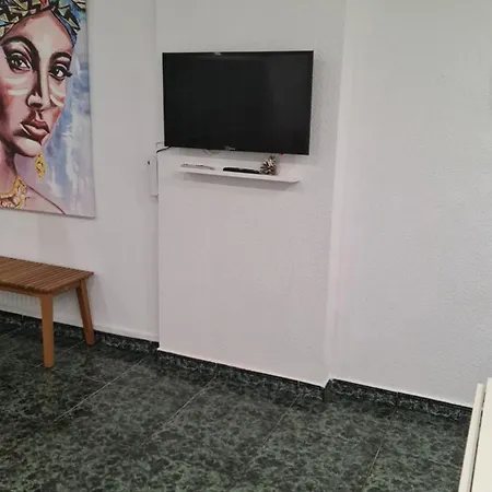 Loft Primera Linea De Playa, Vistas Altas Mar Y Castillo Apartamento